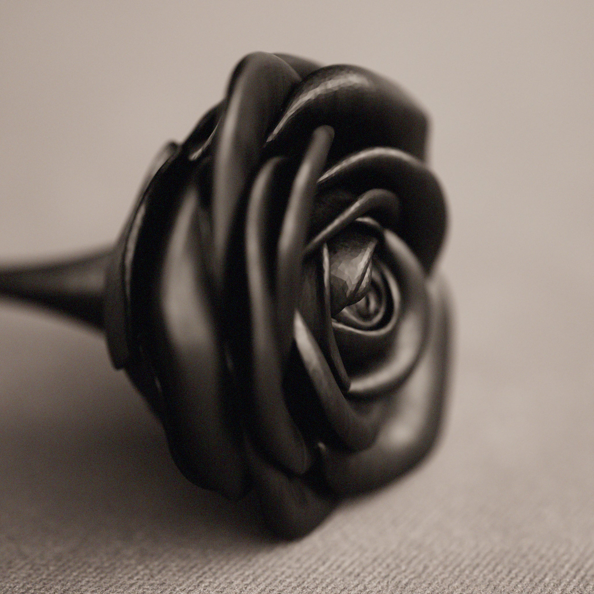 Firme Stainless Steel Awl V2 (Rose)